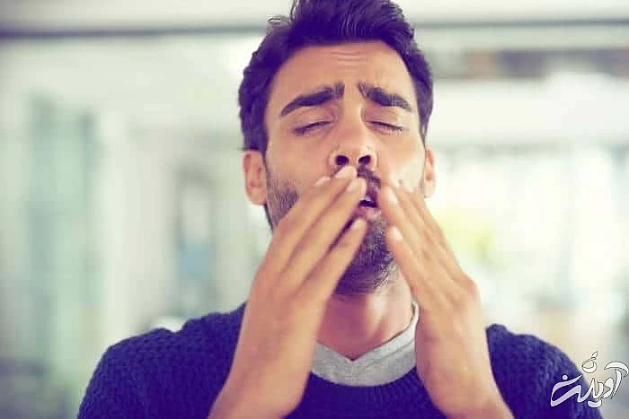 فواید عطسه برای بدن عطسه زدن